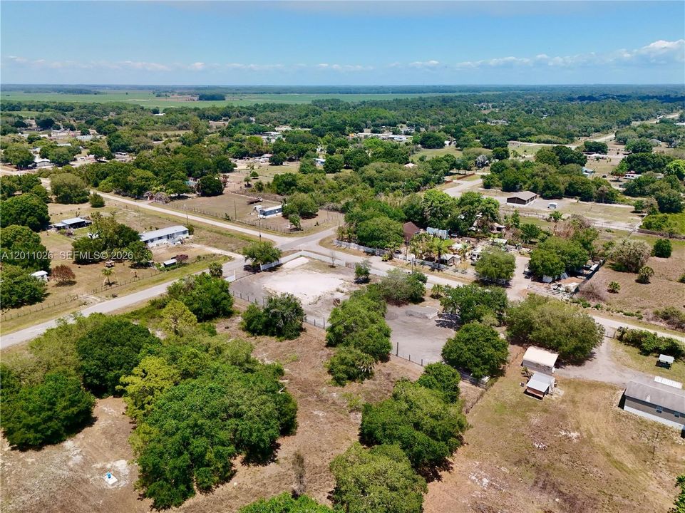 En Venta: $90,000 (1.25 acres)