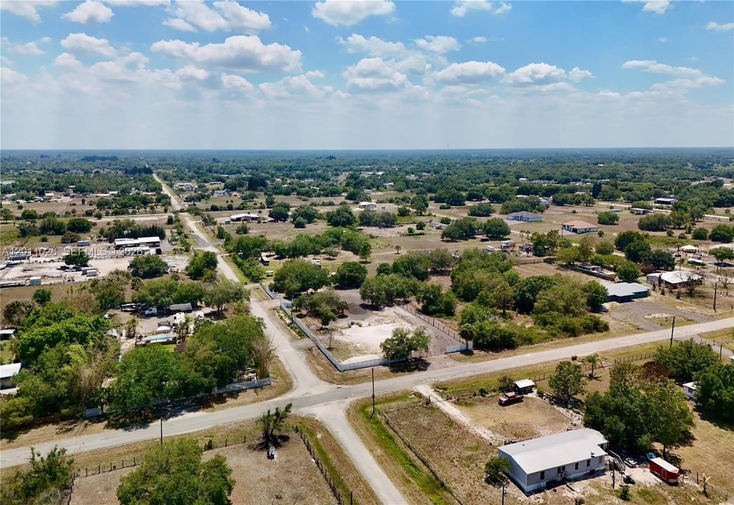 En Venta: $90,000 (1.25 acres)