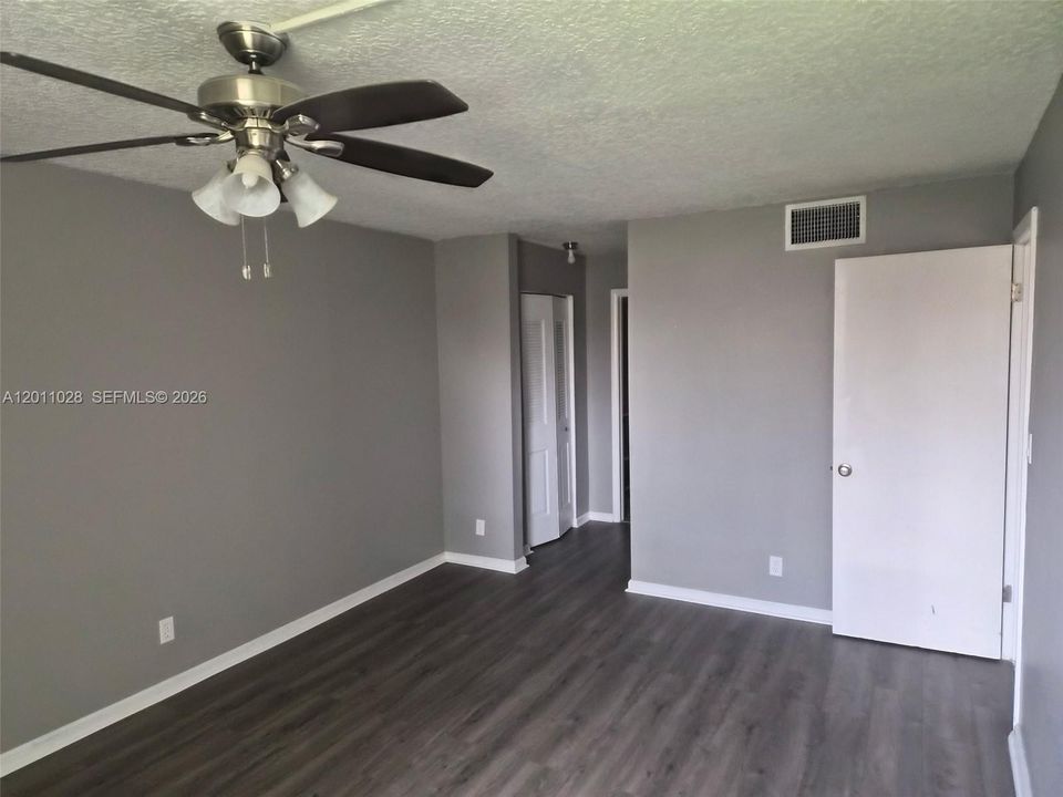 En Venta: $185,900 (1 camas, 1 baños, 800 Pies cuadrados)