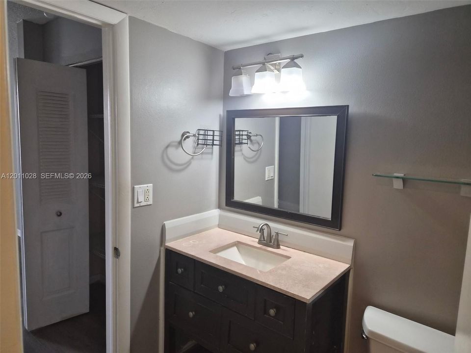 En Venta: $185,900 (1 camas, 1 baños, 800 Pies cuadrados)