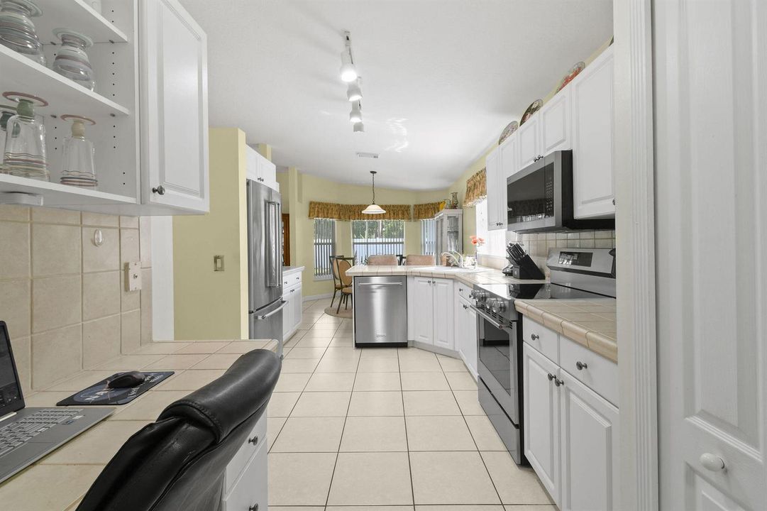 6727DickinsonTerrace(30)