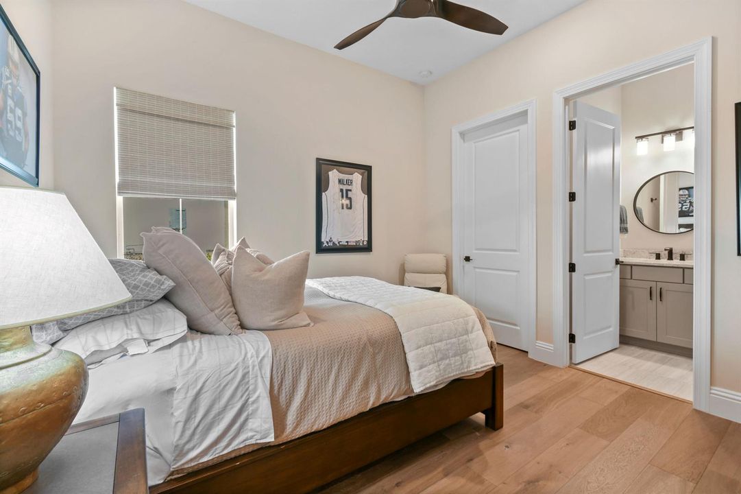 10870StellarCir(65)