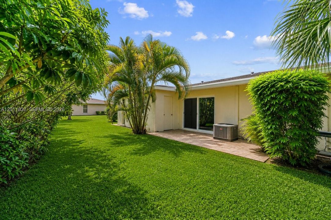 En Venta: $209,900 (2 camas, 2 baños, 908 Pies cuadrados)