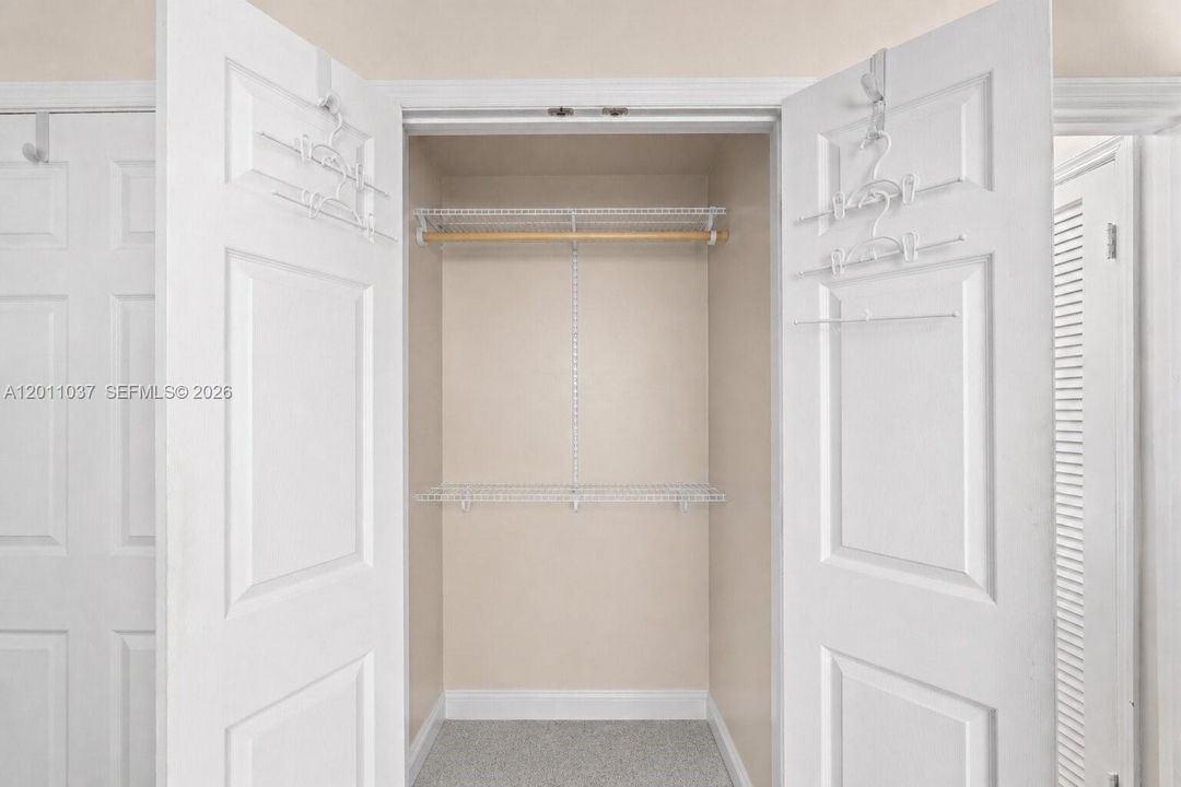 En Venta: $209,900 (2 camas, 2 baños, 908 Pies cuadrados)