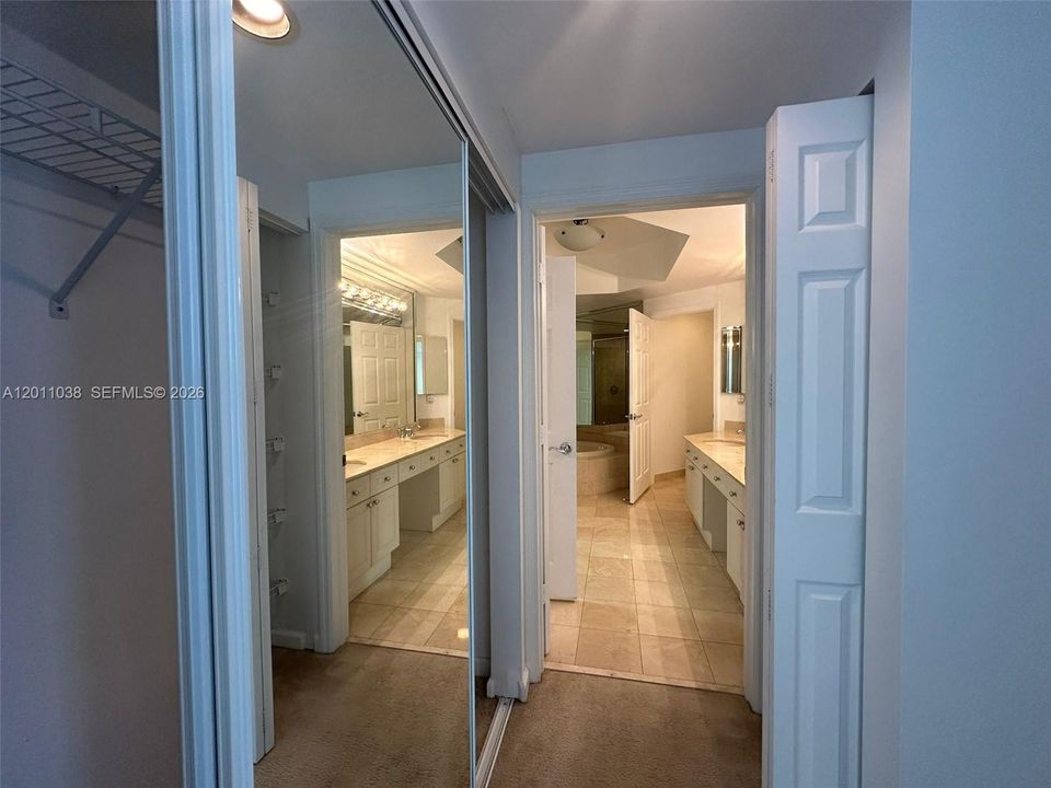 На продажу: $775,000 (2 спален, 2 ванн, 1800 Квадратных фут)