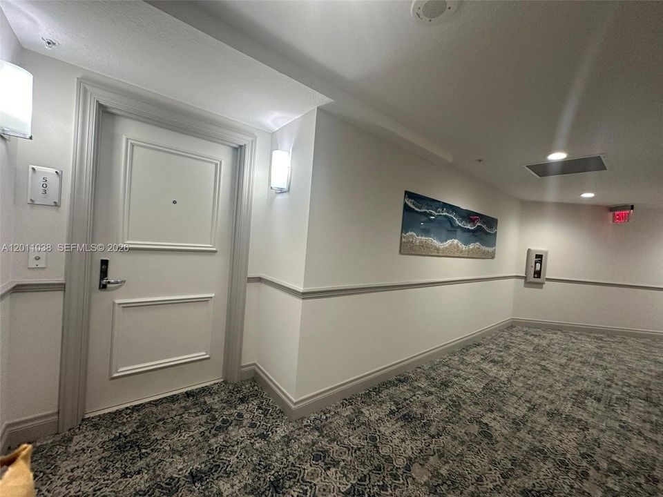 На продажу: $775,000 (2 спален, 2 ванн, 1800 Квадратных фут)