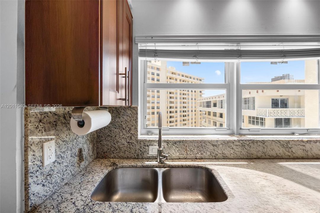 En Venta: $365,000 (2 camas, 2 baños, 1443 Pies cuadrados)