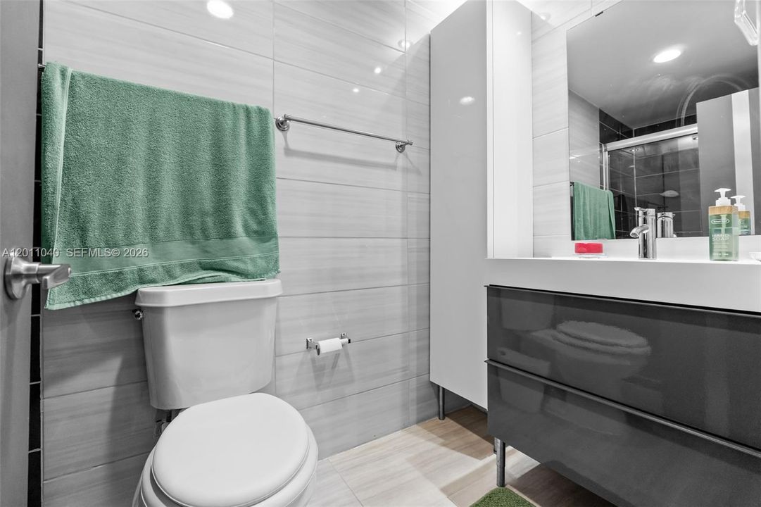 En Venta: $365,000 (2 camas, 2 baños, 1443 Pies cuadrados)