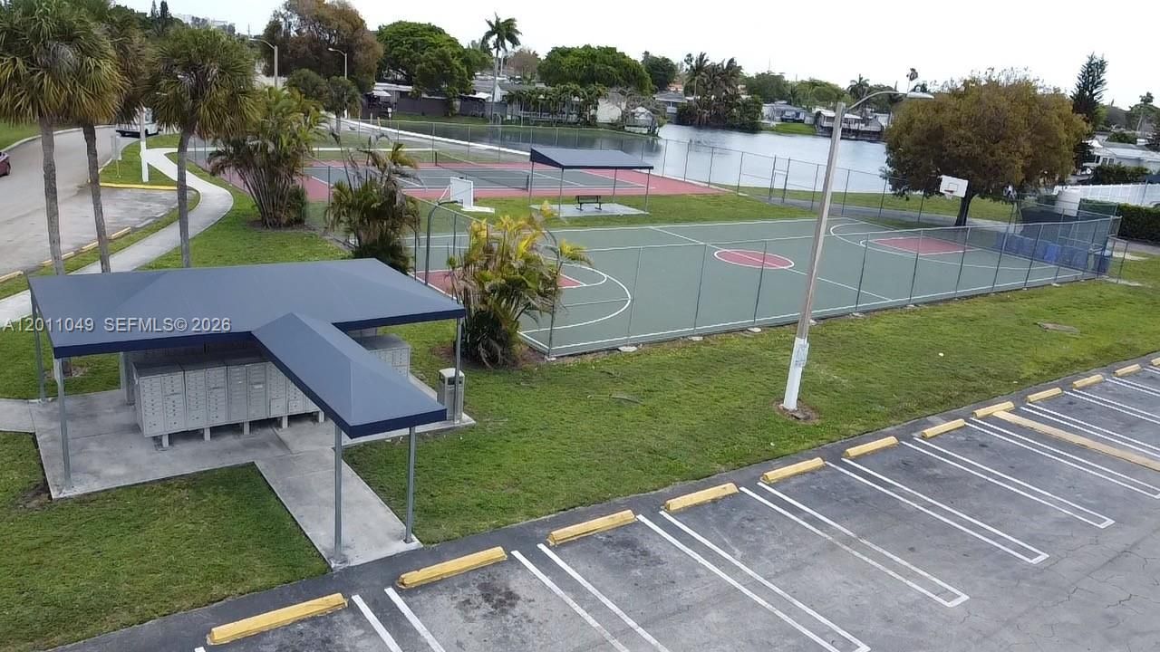 En Venta: $225,000 (4 camas, 4 baños, 484900 Pies cuadrados)