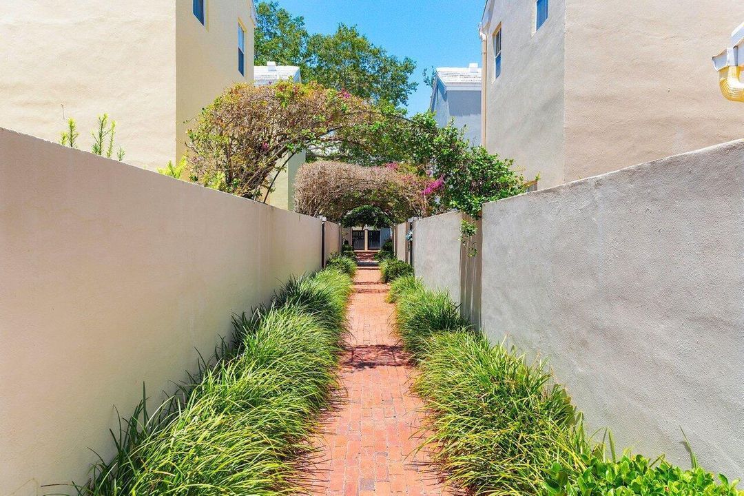 032-5955MichauxStreet-BocaRaton-FL-33433