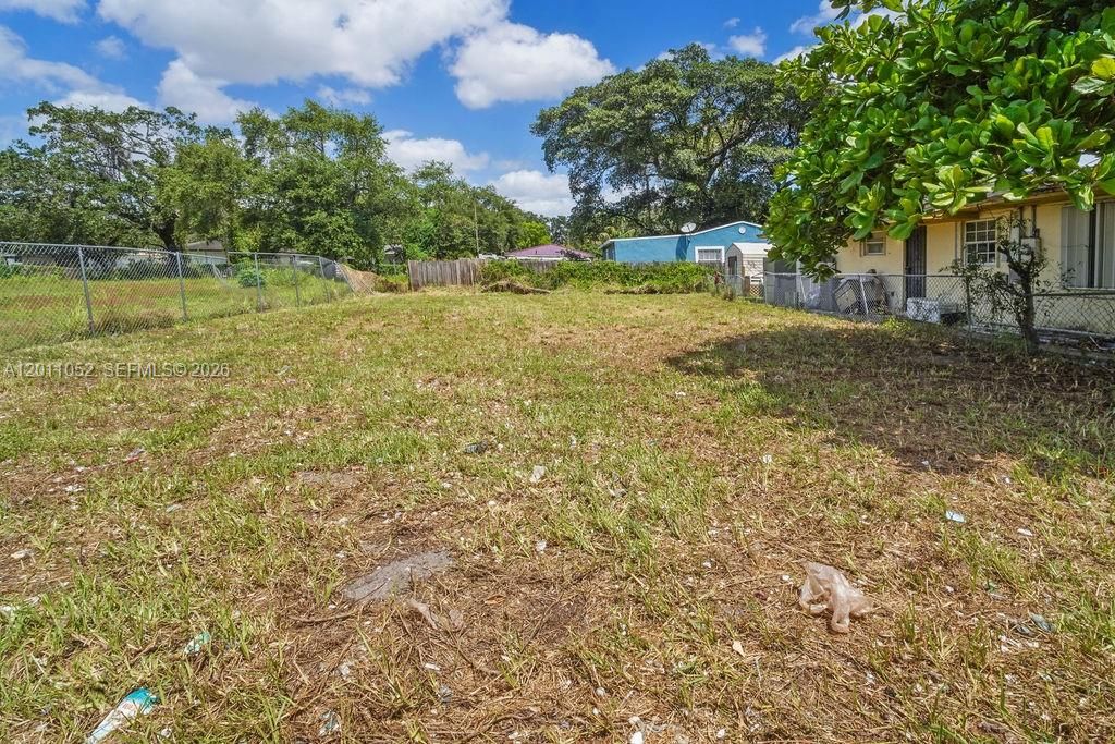 For Sale: $415,000 (0.03 acres)