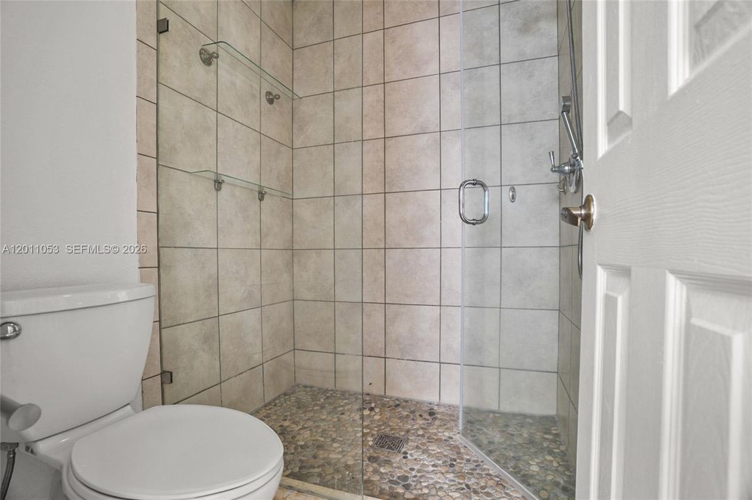 For Sale: $619,000 (3 beds, 3 baths, 1604 Square Feet)