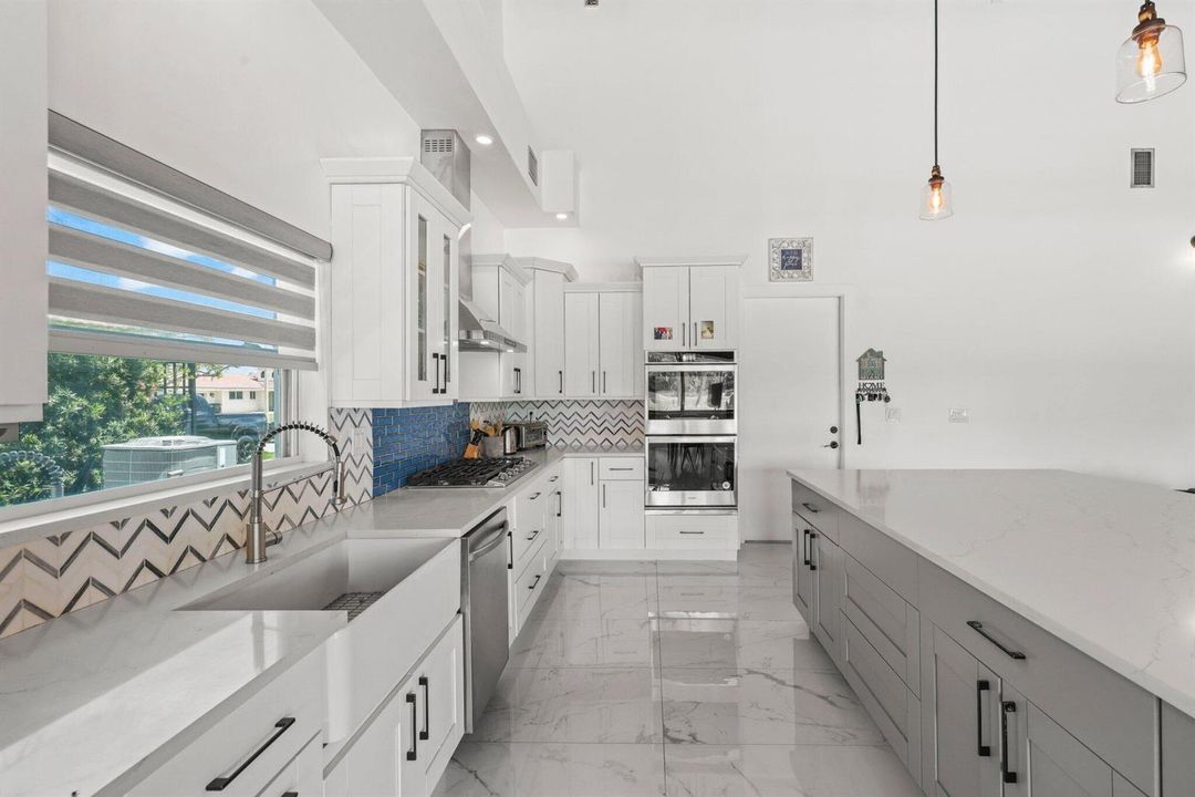 6031 Northwest 4th Ave - 24.jpg-SMALL