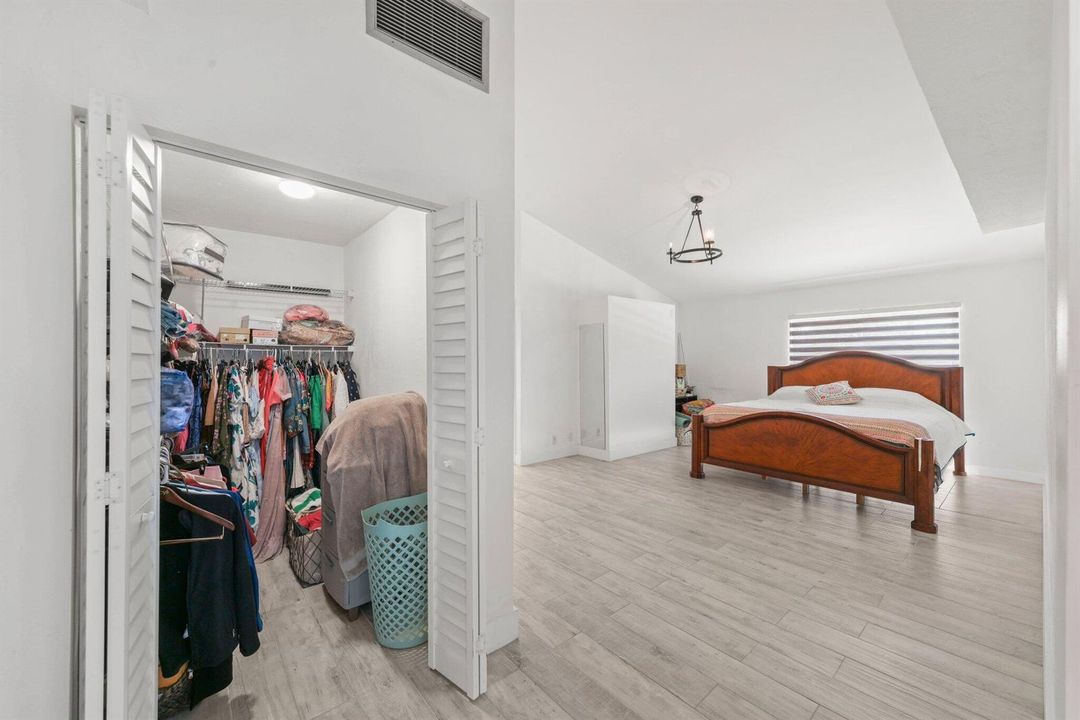6031 Northwest 4th Ave - 30.jpg-SMALL