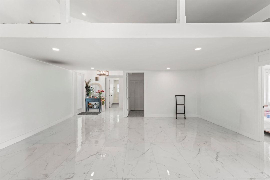 6031 Northwest 4th Ave - 14.jpg-SMALL