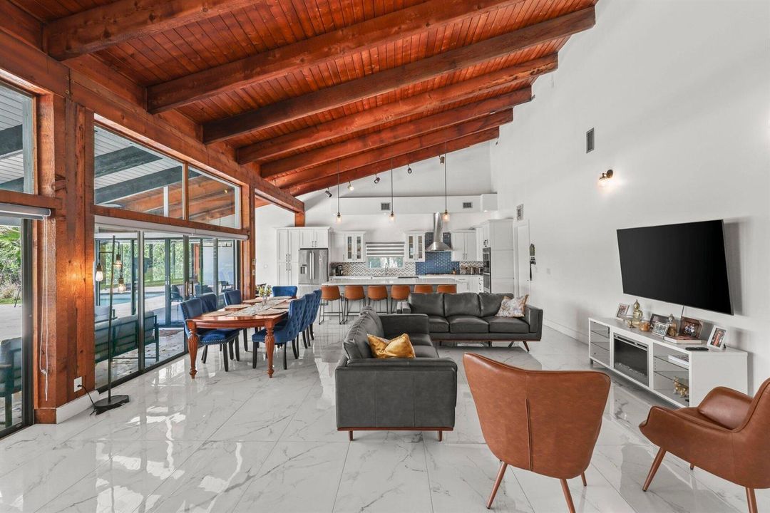 6031 Northwest 4th Ave - 15.jpg-SMALL