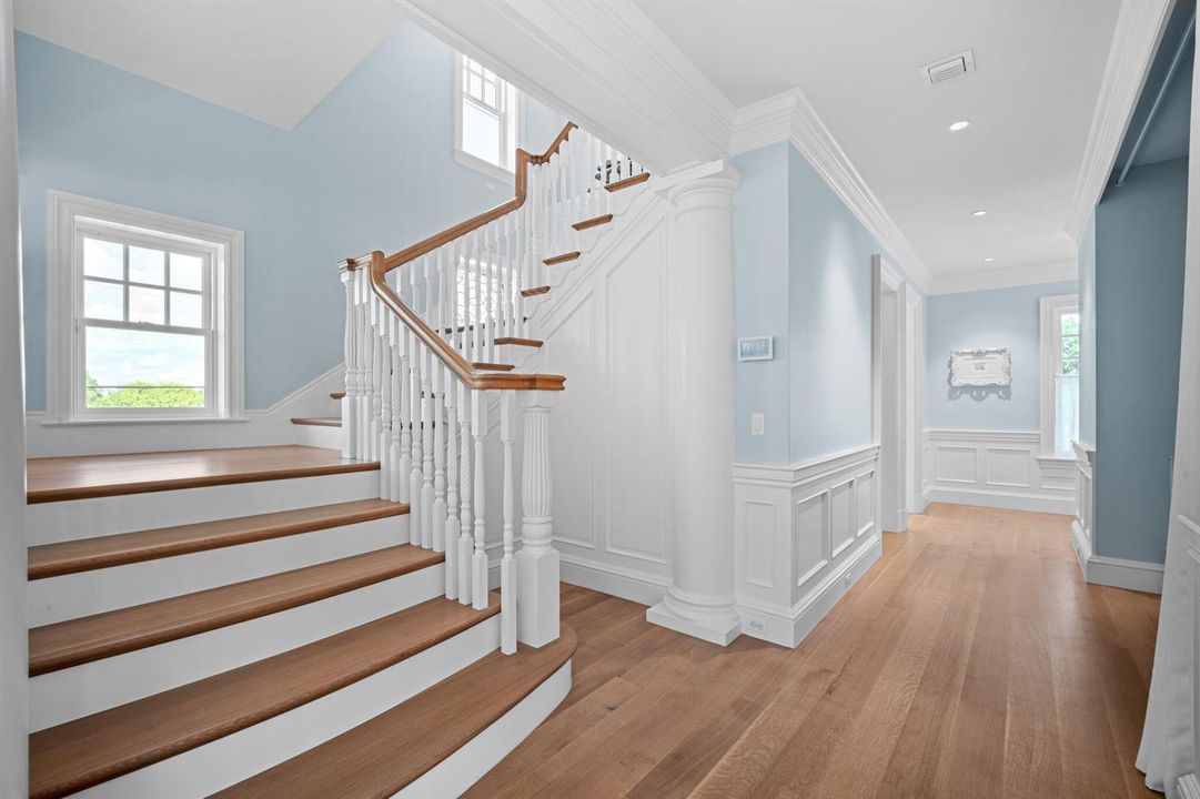 Stairway to 3rd level