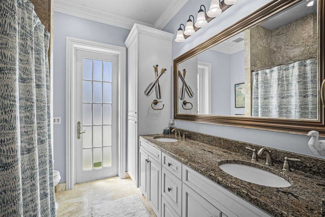 Guest House Bath