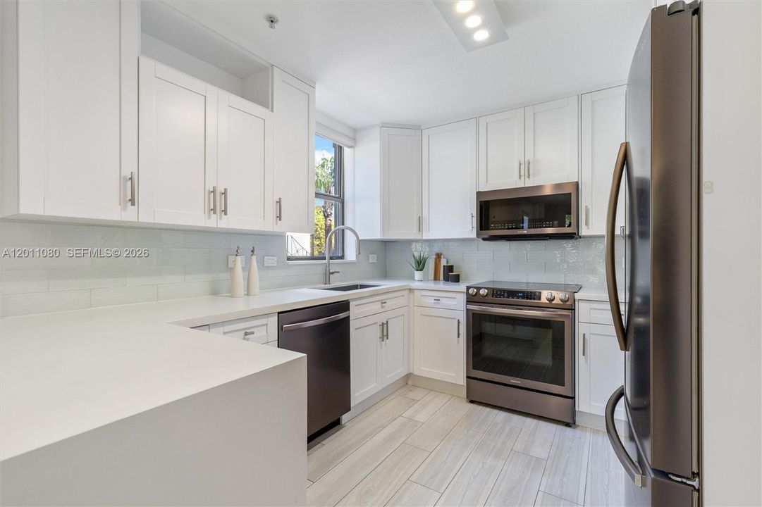 En Venta: $1,049,000 (2 camas, 3 baños, 1792 Pies cuadrados)