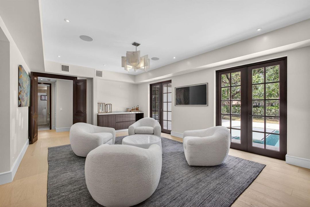 Club Room