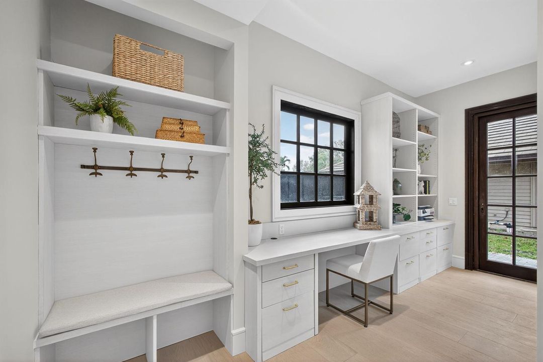 Office/Bonus Room