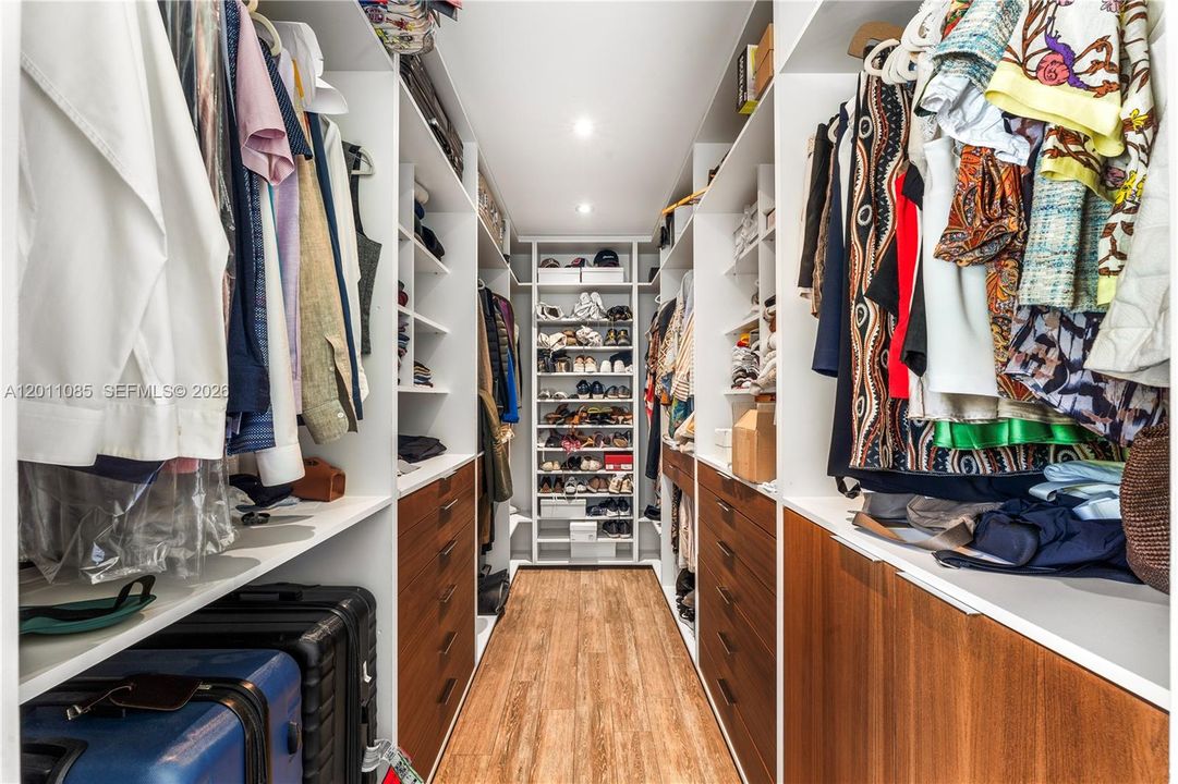 En Renta: $13,000 (3 camas, 3 baños, 2071 Pies cuadrados)