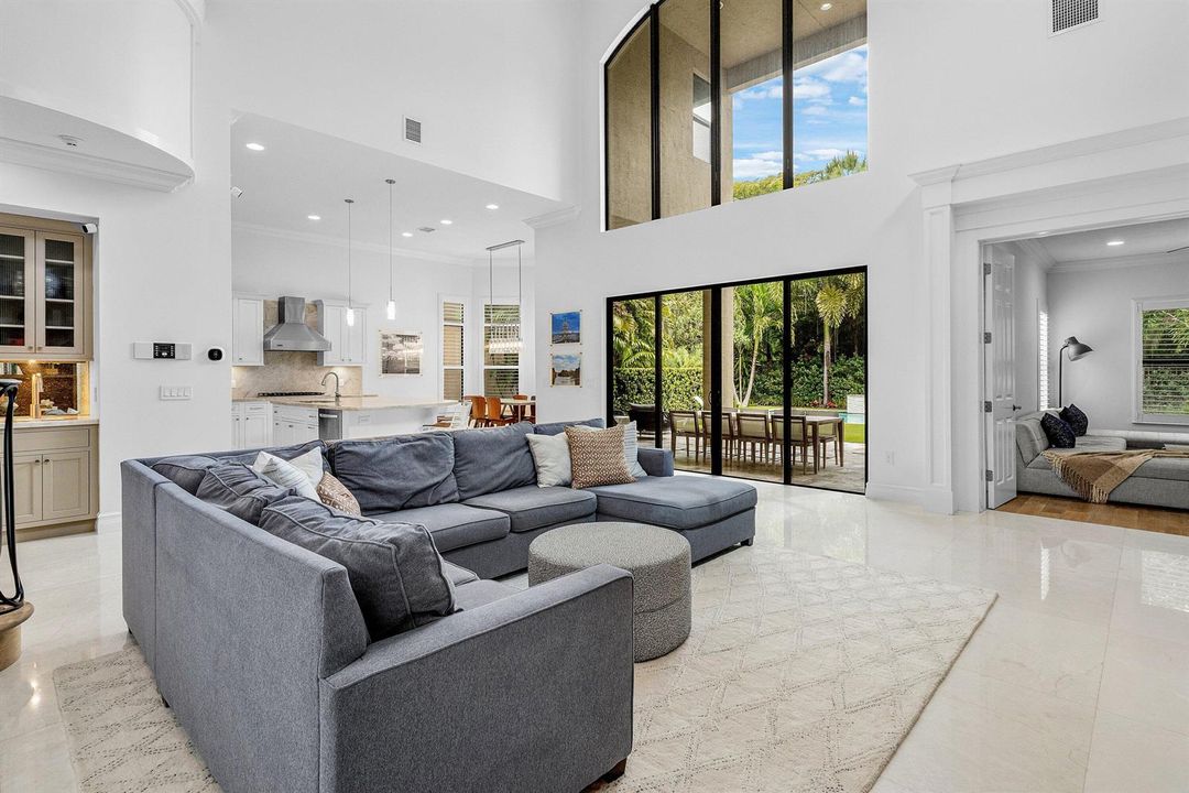 009-8748LewisRiverRoad-DelrayBeach-FL-33