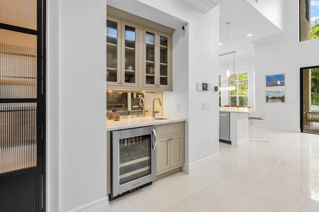 006-8748LewisRiverRoad-DelrayBeach-FL-33