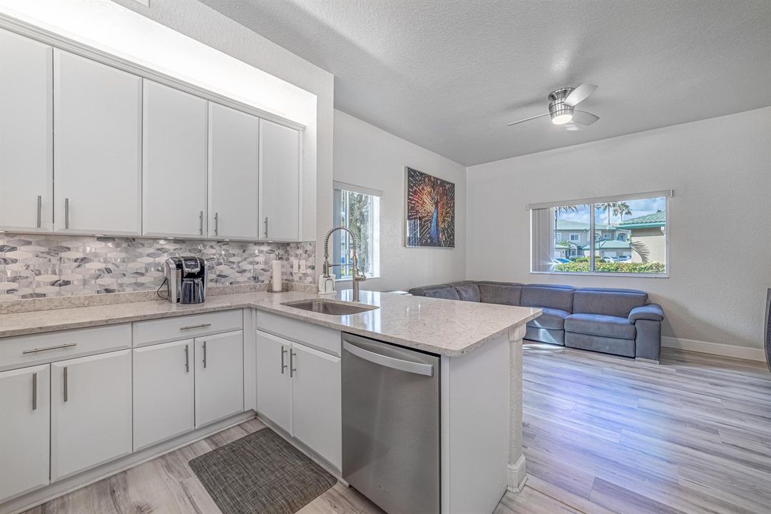 Kitchen-Den