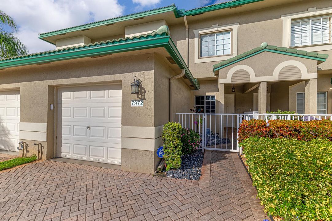 Front Home-D (1)