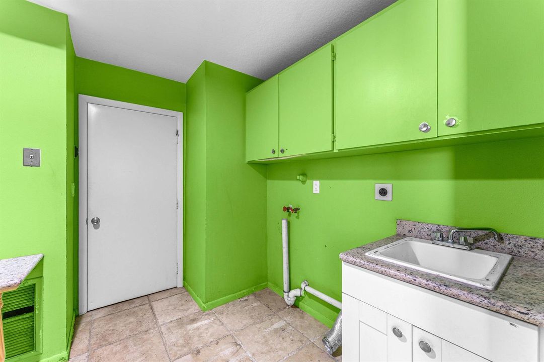 027-2753Northwest34thStreet-BocaRaton-FL