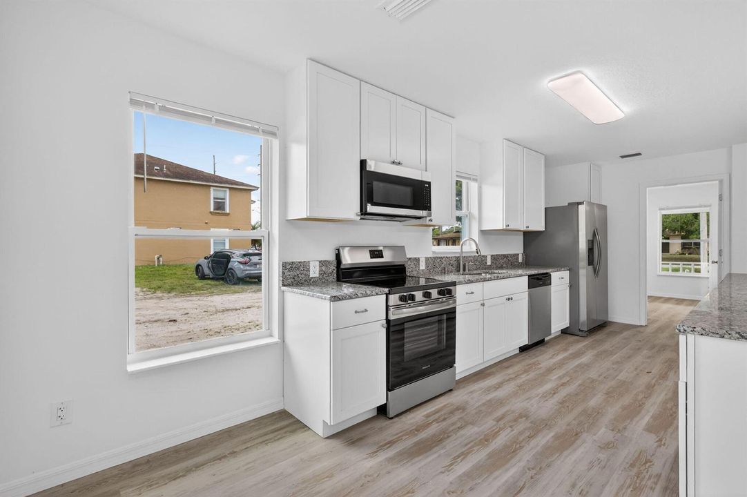 17-web-or-mls-5P1A9283