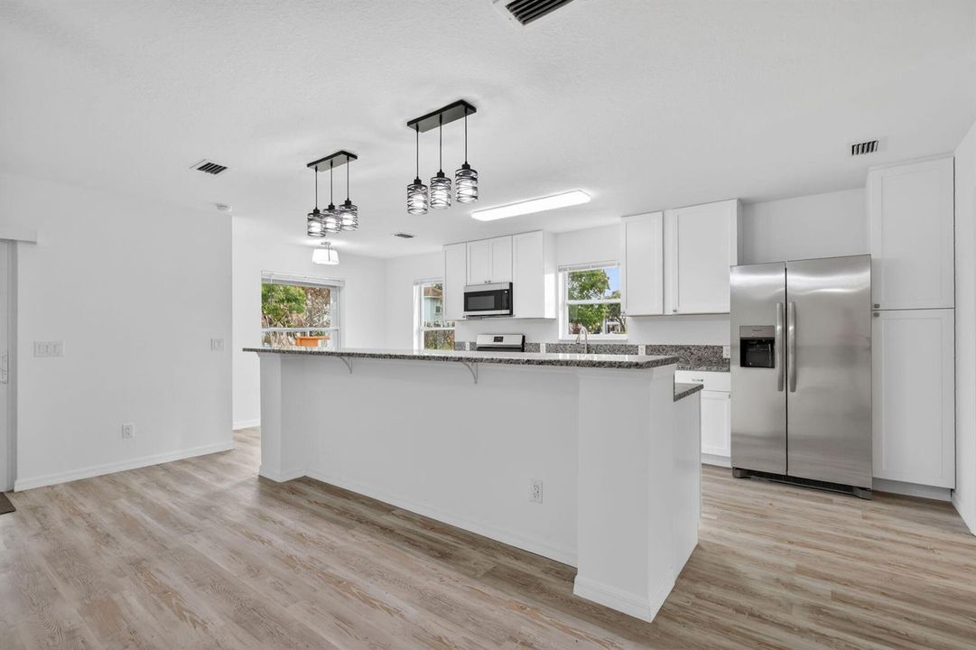 12-web-or-mls-5P1A9259