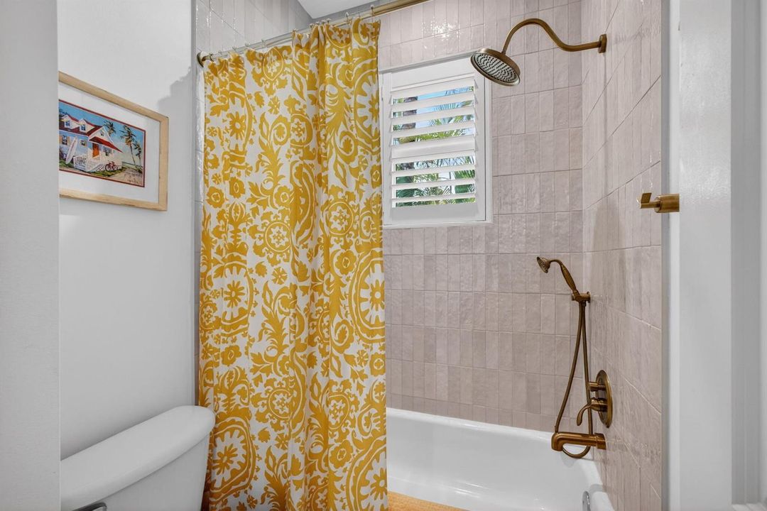 4th Bathroom