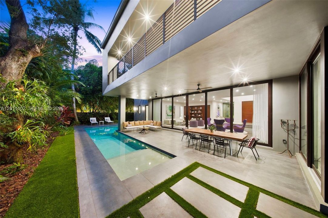 En Venta: $6,995,000 (6 camas, 6 baños, 5721 Pies cuadrados)