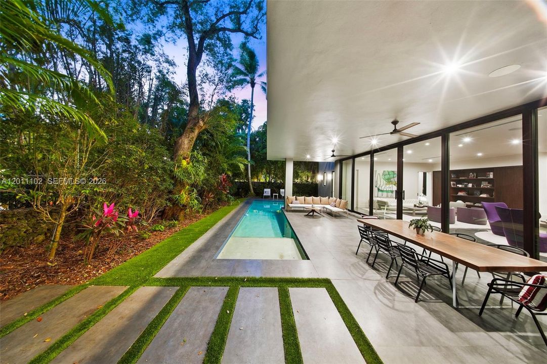 En Venta: $6,995,000 (6 camas, 6 baños, 5721 Pies cuadrados)