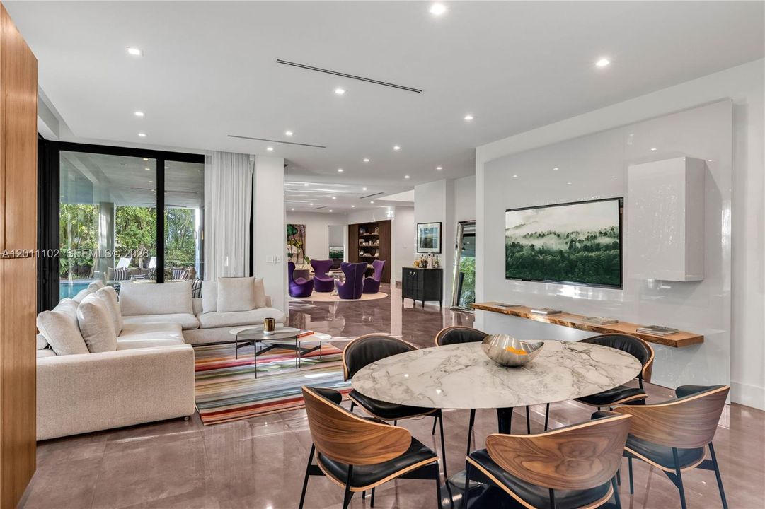 En Venta: $6,995,000 (6 camas, 6 baños, 5721 Pies cuadrados)