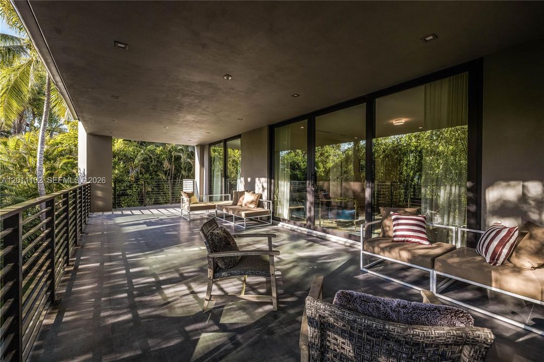 En Venta: $6,995,000 (6 camas, 6 baños, 5721 Pies cuadrados)