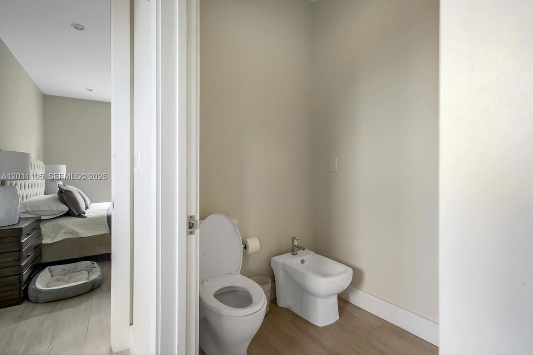 Active With Contract: $8,250 (4 beds, 4 baths, 2490 Square Feet)