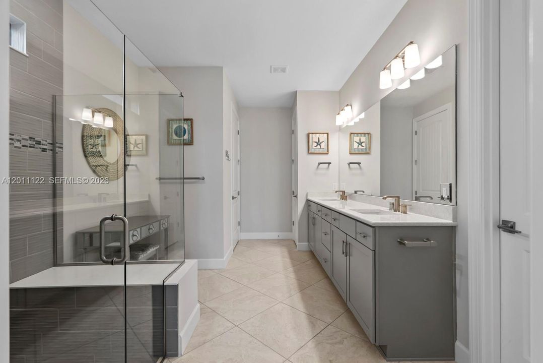 For Sale: $950,000 (3 beds, 3 baths, 0 Square Feet)
