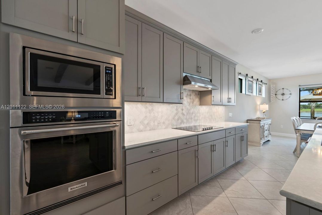 For Sale: $950,000 (3 beds, 3 baths, 0 Square Feet)