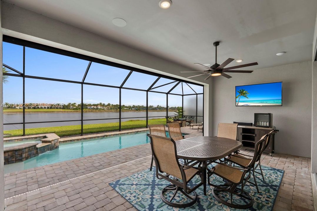 For Sale: $950,000 (3 beds, 3 baths, 0 Square Feet)