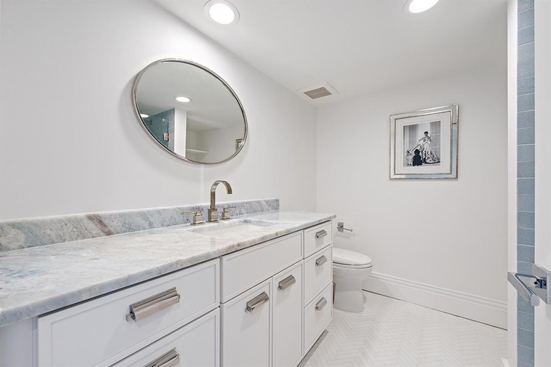 GUEST BATHROOM