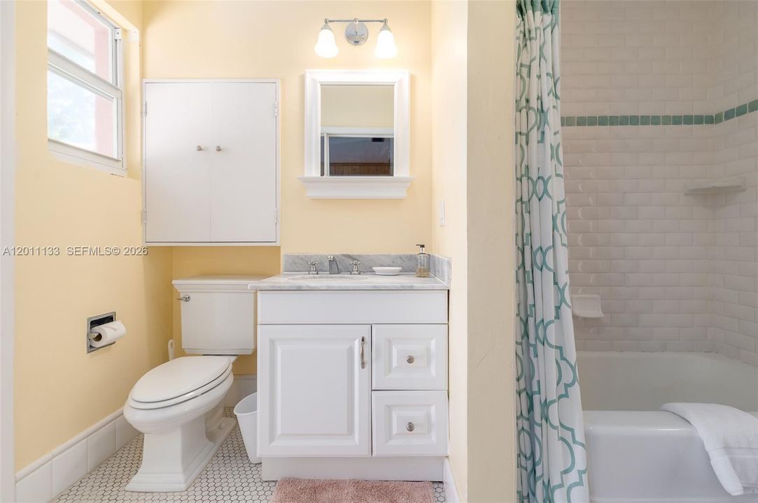 For Sale: $7,900,000 (7 beds, 5 baths, 3081 Square Feet)