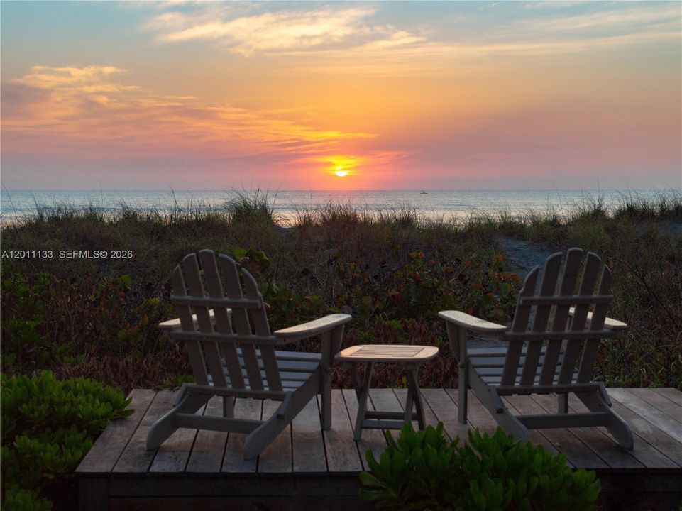 For Sale: $7,900,000 (7 beds, 5 baths, 3081 Square Feet)