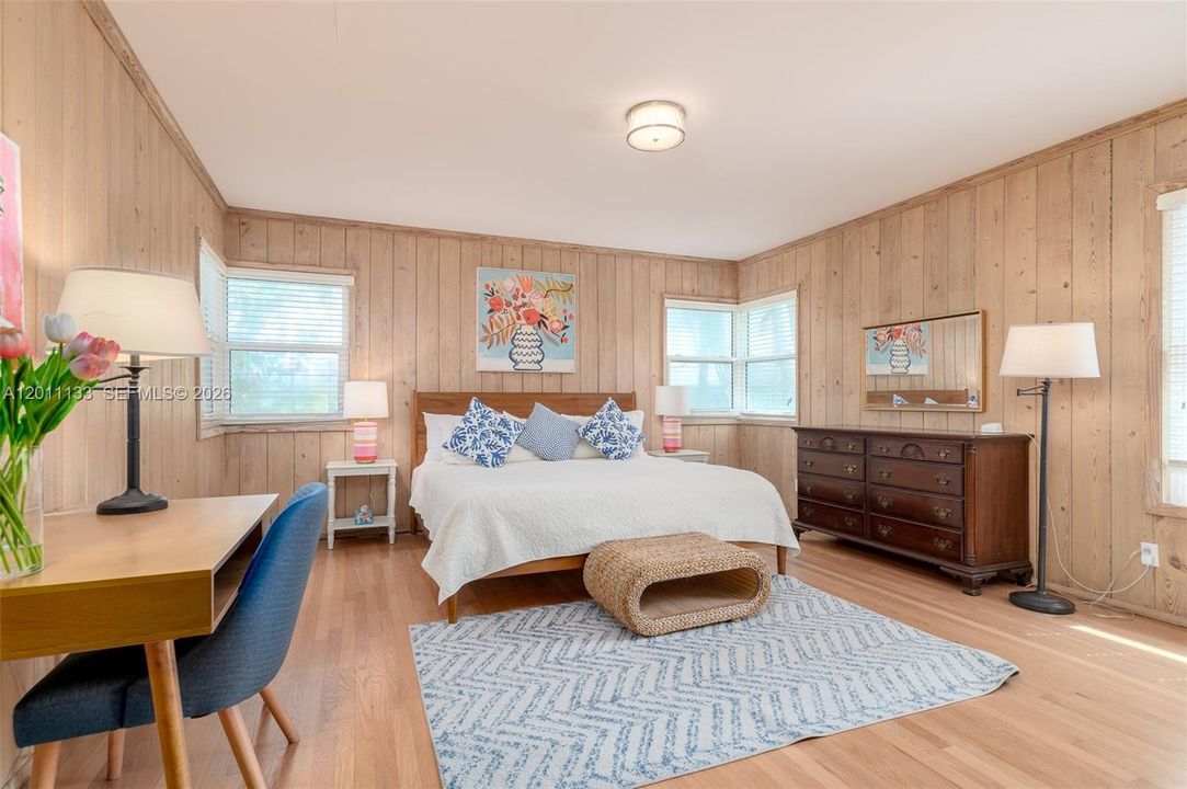 For Sale: $7,900,000 (7 beds, 5 baths, 3081 Square Feet)