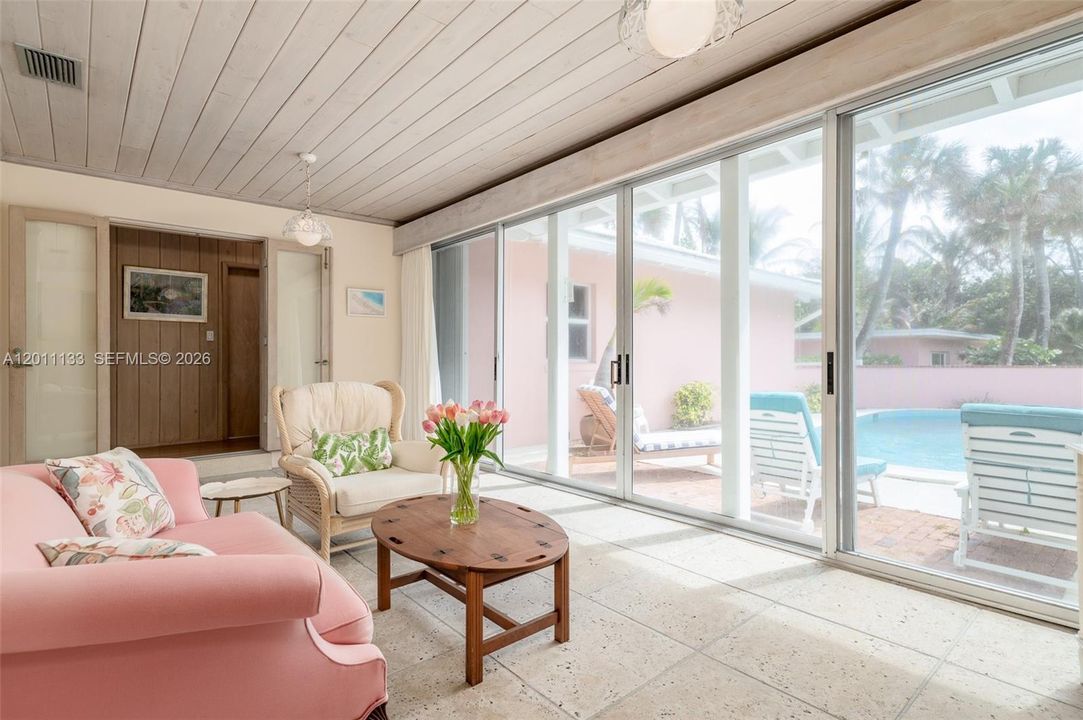 For Sale: $7,900,000 (7 beds, 5 baths, 3081 Square Feet)