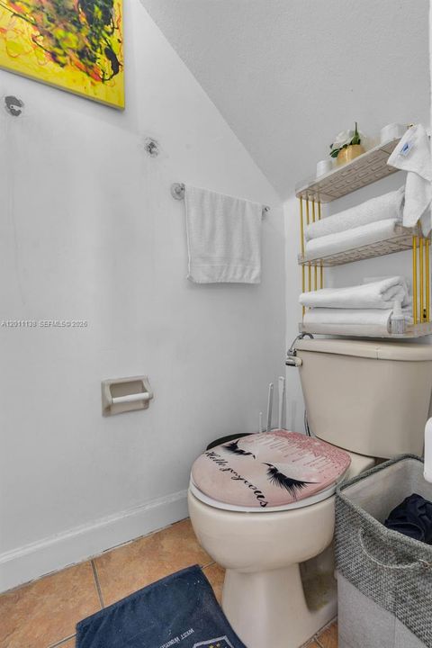 En Venta: $450,000 (3 camas, 2 baños, 1361 Pies cuadrados)