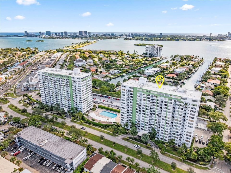 На продажу: $339,000 (2 спален, 2 ванн, 1188 Квадратных фут)