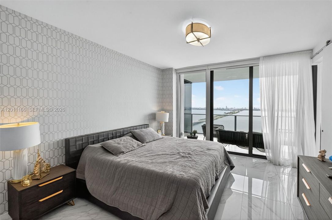 En Venta: $1,690,000 (3 camas, 3 baños, 1526 Pies cuadrados)